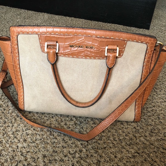 Michael Kors Handbags - Authentic Michael kors bag